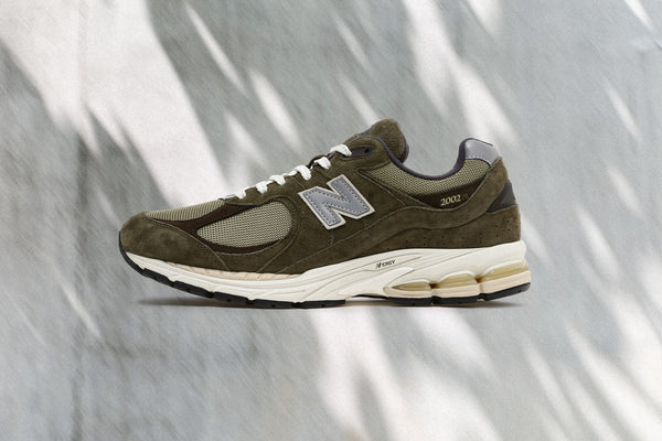 7/16(土)抽選販売のお知らせ<br>new balance "M2002RHN"